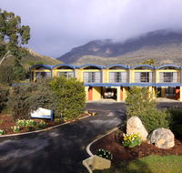 Five Clematis Views - Tourism Cairns