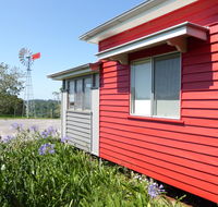Flame Hill Vineyard - Tourism Cairns