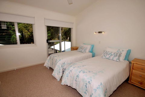 Florida Unit 4 - Shoal Bay - Tourism Cairns 2