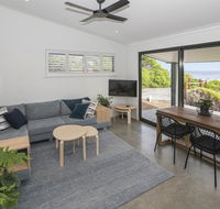 FortyTwo Mini - Tourism Cairns