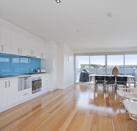 Four Kings Apartment - Deluxe 2br 3 - Tourism Cairns