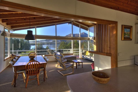 Freycinet Beachfront Retreat - Tourism Cairns 2