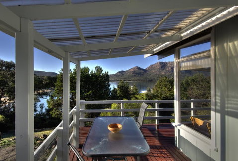 Freycinet Beachfront Retreat - Tourism Cairns 1
