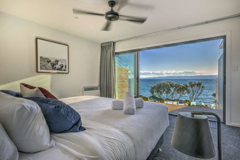 Freycinet Coastal Retreat - Tourism Cairns 2