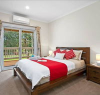 GALBRAITH BEACH STUDIO 3 - Tourism Cairns