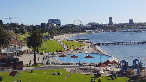 Gateway To The Surf Coast And Geelong - Tourism Cairns 1