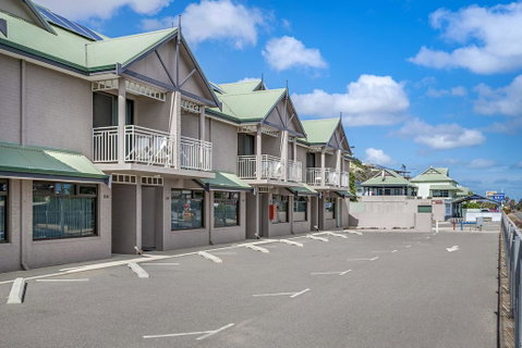 Geraldton Motor Inn - Tourism Cairns 0