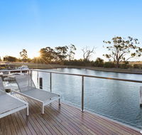 Gippsland Lakehouse A - Canal frontage - Tourism Cairns