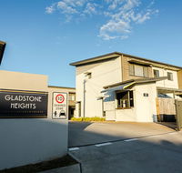 Gladstone Heights Executive Apartments - Tourism Cairns