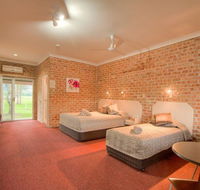 Country Lodge Motel - Tourism Cairns