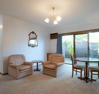 Golden Grain Motor Inn - Tourism Cairns