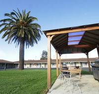 Golden Palms Motel - Tourism Cairns