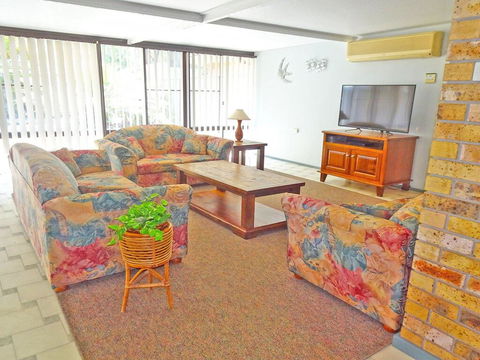 Government Rd 108 - Shoal Bay - Tourism Cairns 2