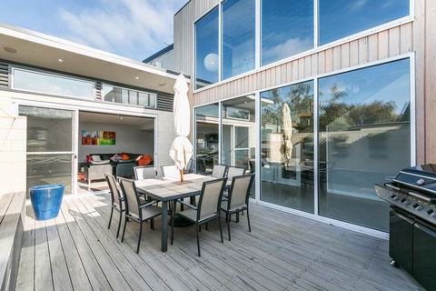 Grandview Luxury 11 - Tourism Cairns 2