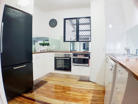 Great Northern Beach House - Tourism Cairns 3