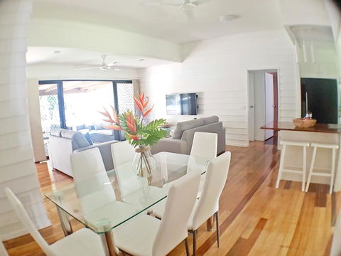 Great Northern Beach House - Tourism Cairns 2