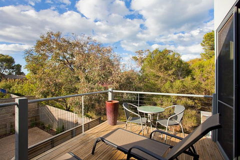 Great Ocean Retreat 5-7 - Tourism Cairns 1