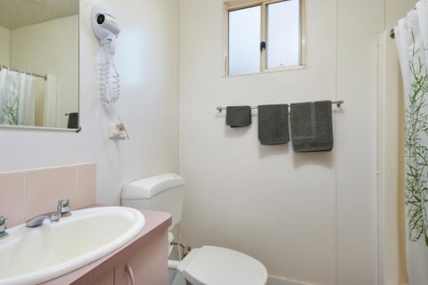 Gundagai Cabins & Tourist Park - Tourism Cairns 3