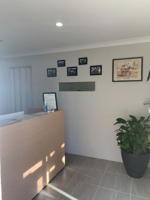 Gunsynd Motor Inn - Tourism Cairns 2