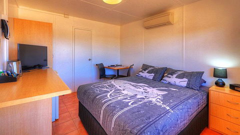 Halls Creek Motel - Tourism Cairns 1