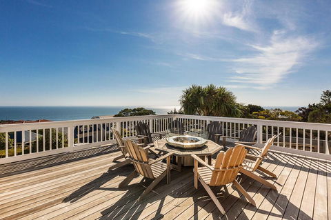 Hampton's Retreat Family Friendly, Water Views, Close To Beach With Heated Pool - Tourism Cairns 3