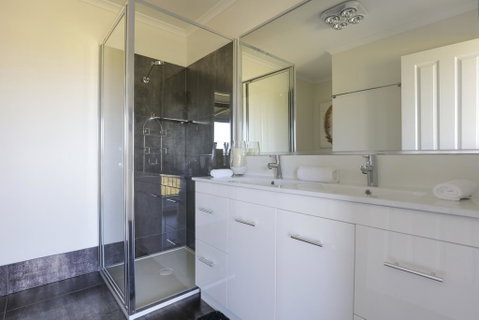 Harmans Lodge Private Rural Escape - Tourism Cairns 3