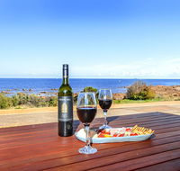 High Tide - Wallaroo Beachfront Property - Pet-Friendly - Tourism Cairns