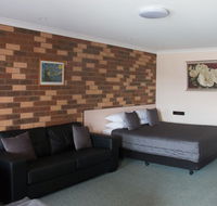 Highway Inn Motel - Tourism Cairns