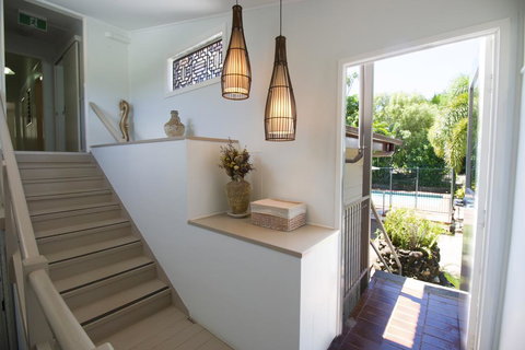 Hillcrest Guest House - Tourism Cairns 2
