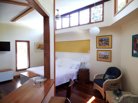 Hilltop B&B - Tourism Cairns 1