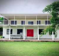 Holiday Rental - Huge House With Beach Views - Tourism Cairns