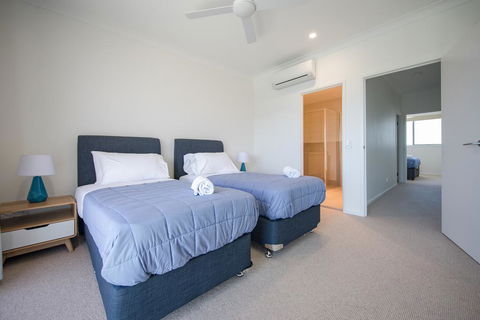 HomePlus - Lakeview Morden Townhouse - Tourism Cairns 1
