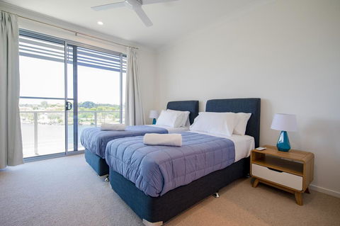 HomePlus - Lakeview Morden Townhouse - Tourism Cairns 2