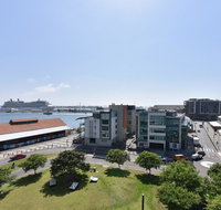 Honeysuckle Haven - harbour facing  walk to restaurants - Tourism Cairns
