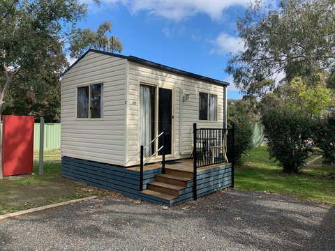 Horsham Riverside Caravan Park - Tourism Cairns 1