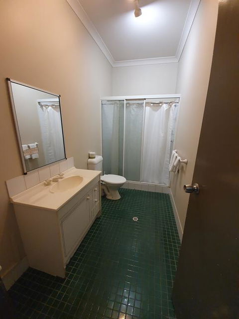 Hotel Allen - Tourism Cairns 3