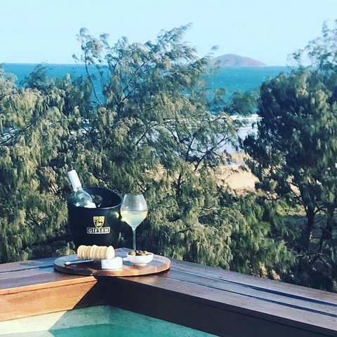 IVY Villas - Tourism Cairns 3