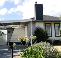 Jesson Crescent Dandenong Cozy House - Tourism Cairns