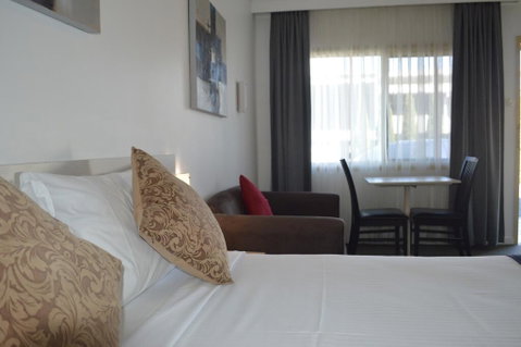 Karinga Motel, SureStay Hotel By Best Western - Tourism Cairns 0