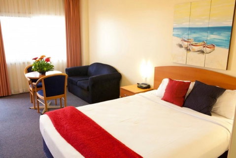 Karinga Motel, SureStay Hotel By Best Western - Tourism Cairns 3