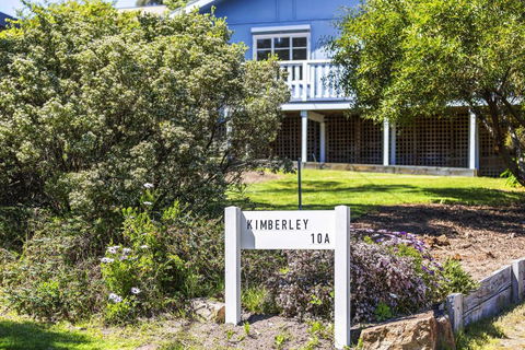 KIMBERLEY - McCRAE - Tourism Cairns 2