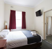 Knickerbocker Hotel - Tourism Cairns