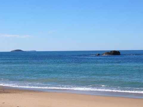 Korora Bay Beach House - Tourism Cairns 1