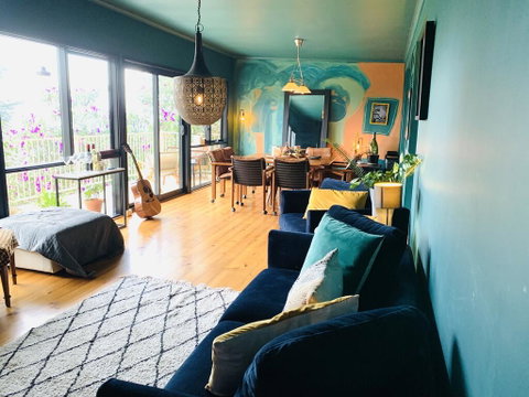 Kurrajong Heights Cottage - Tourism Cairns 0