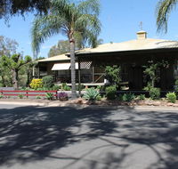 Lake Forbes Motel - Tourism Cairns