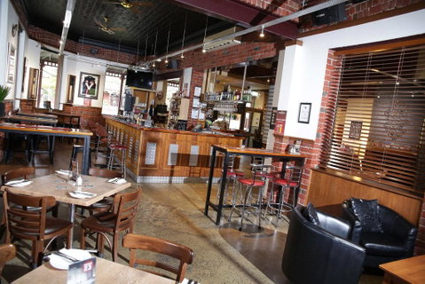 Lake Inn - Ballarat - Tourism Cairns 1