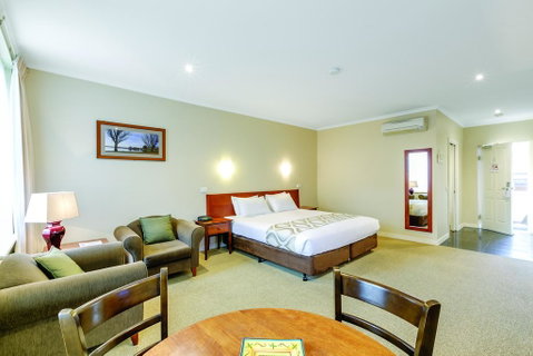Lake Inn - Ballarat - Tourism Cairns 3
