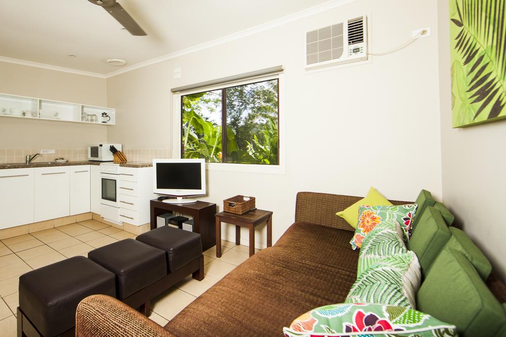 Caravonica QLD Tourism Cairns