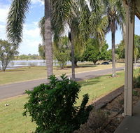 Lakeside Lodge Motel - Tourism Cairns