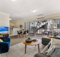 Large and Airy Unit in Quiet Riverside Suburb - Tourism Cairns